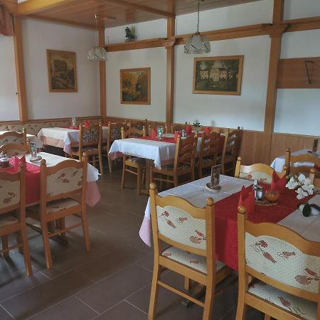 Hotel Lei's WOK à Neusiedl am See Extérieur photo